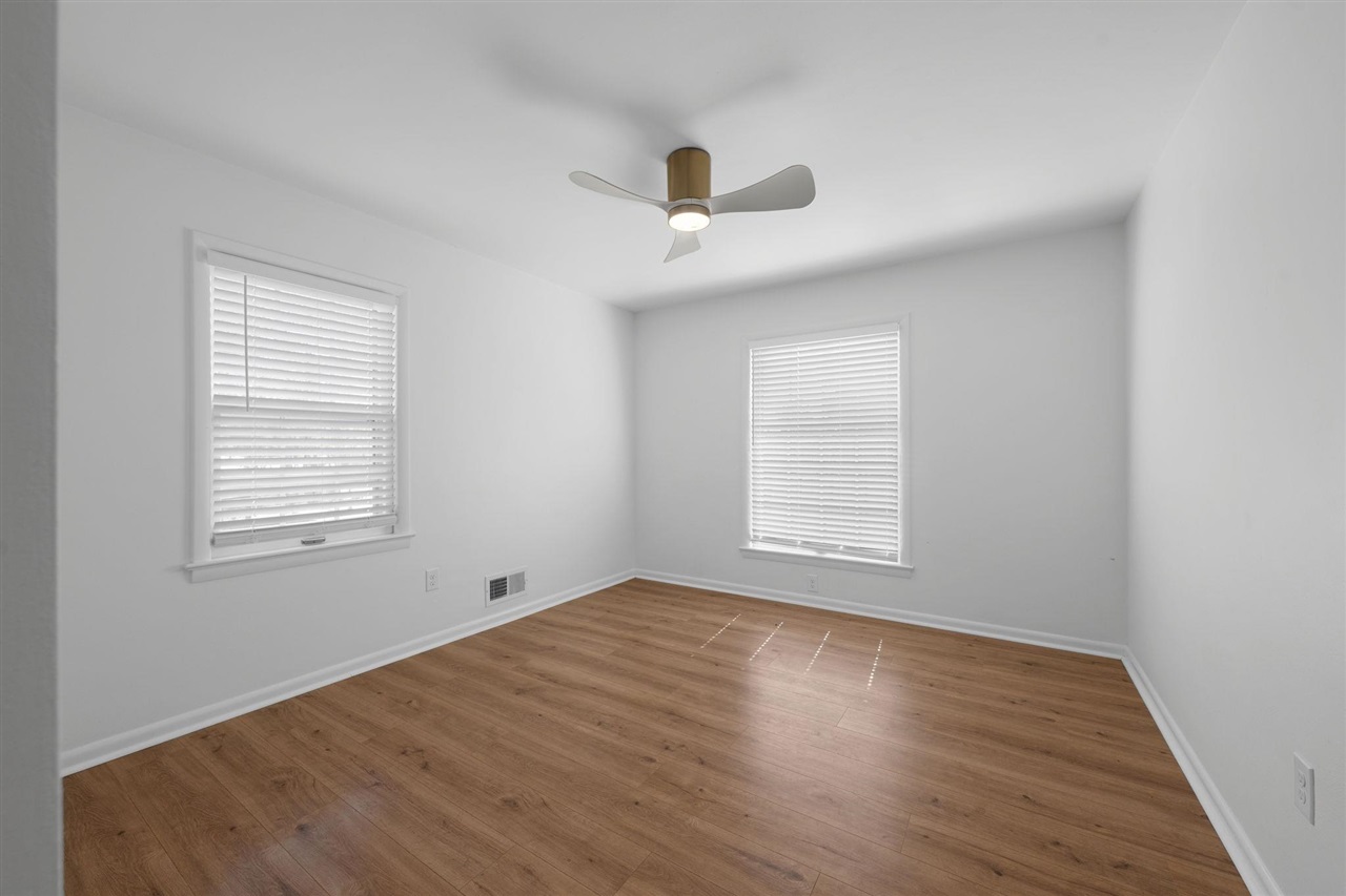 1311 Eastland Street Property Photo 20