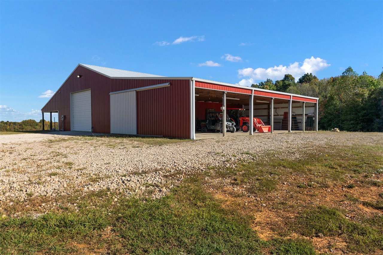 1104 Neafus Road Property Photo 11