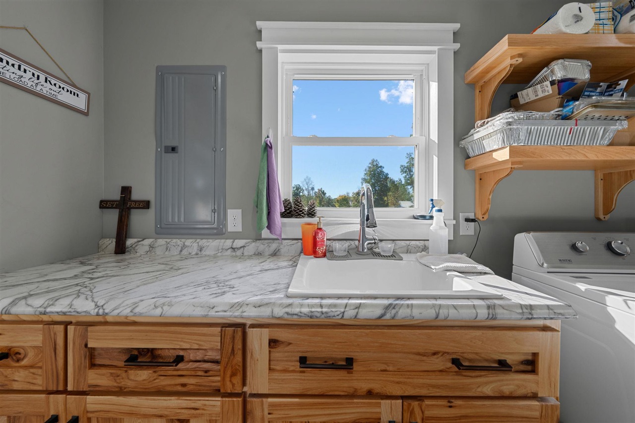 1104 Neafus Road Property Photo 25
