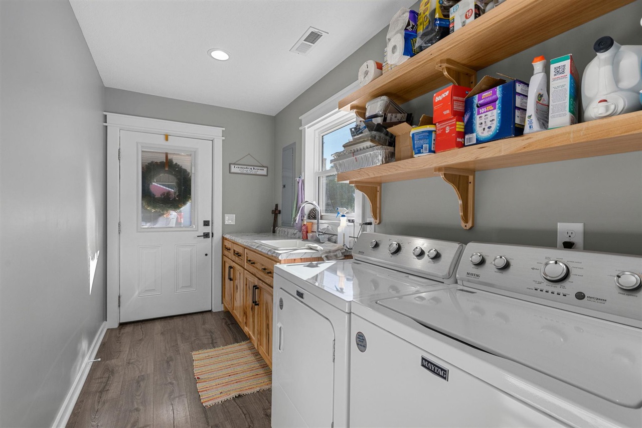1104 Neafus Road Property Photo 26