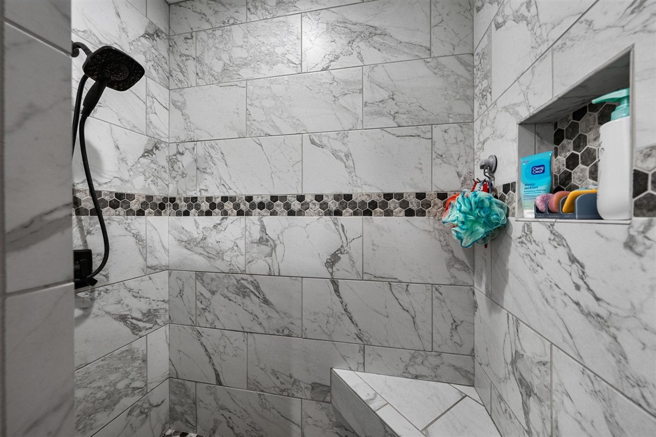 1104 Neafus Road Property Photo 30
