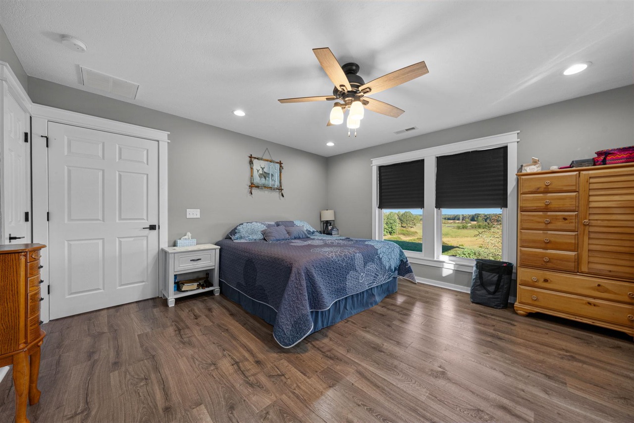 1104 Neafus Road Property Photo 35