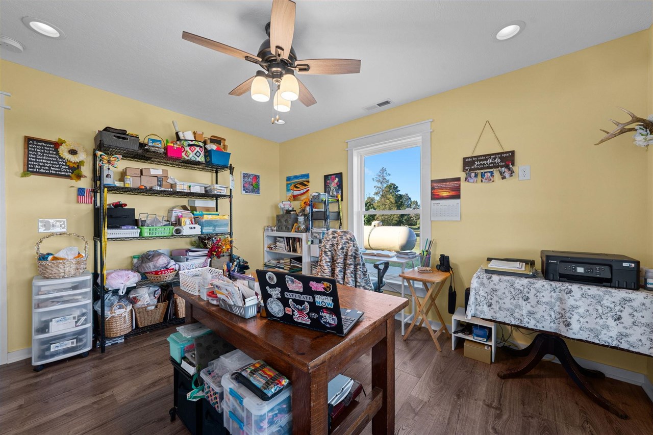 1104 Neafus Road Property Photo 39