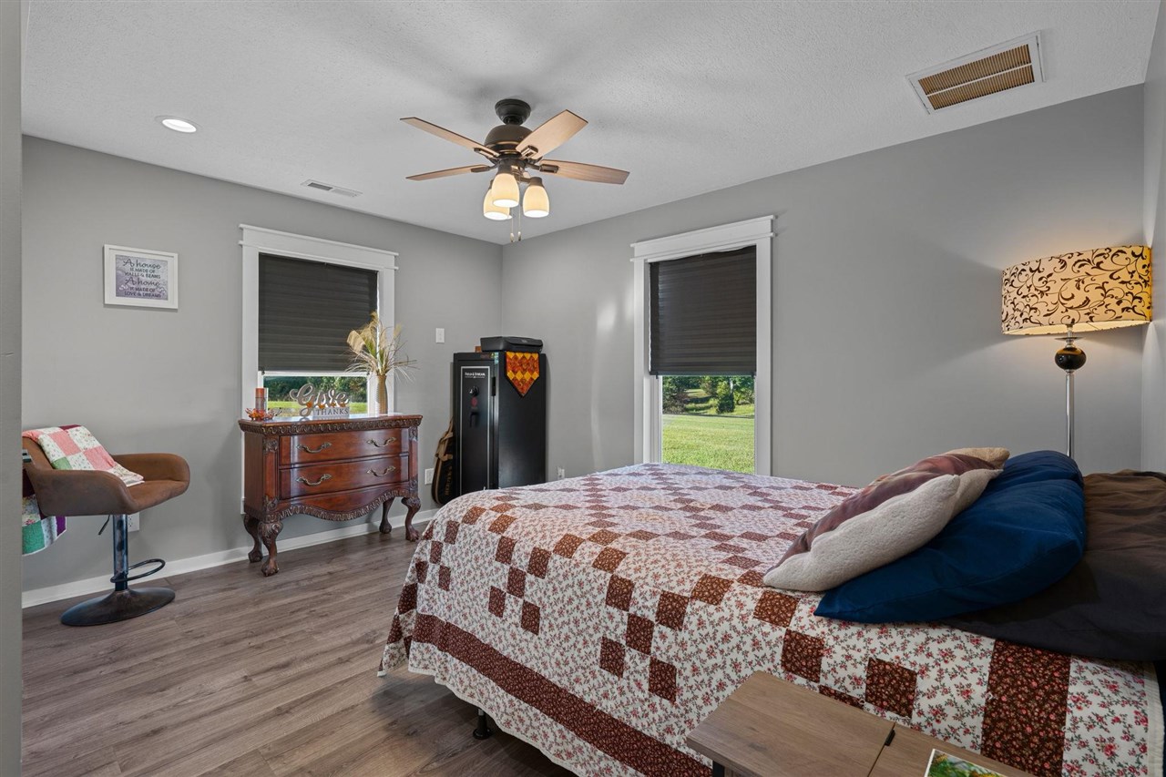 1104 Neafus Road Property Photo 41