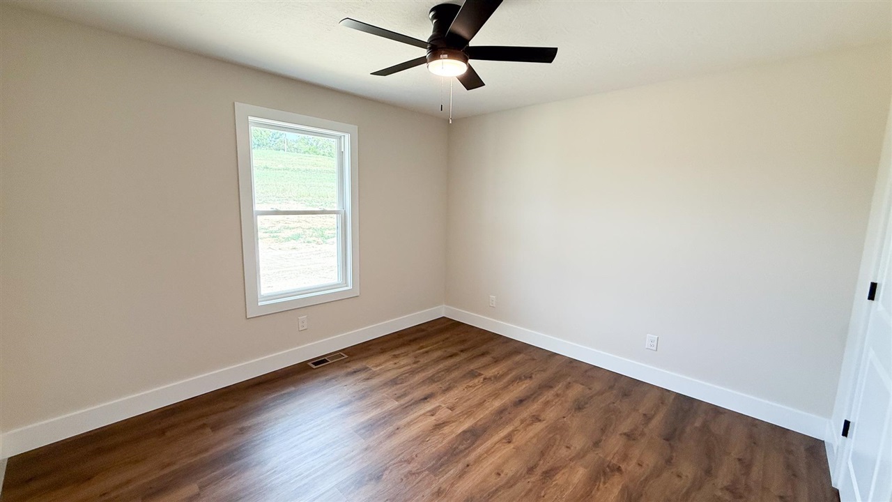 2758 Finney Road Property Photo 16