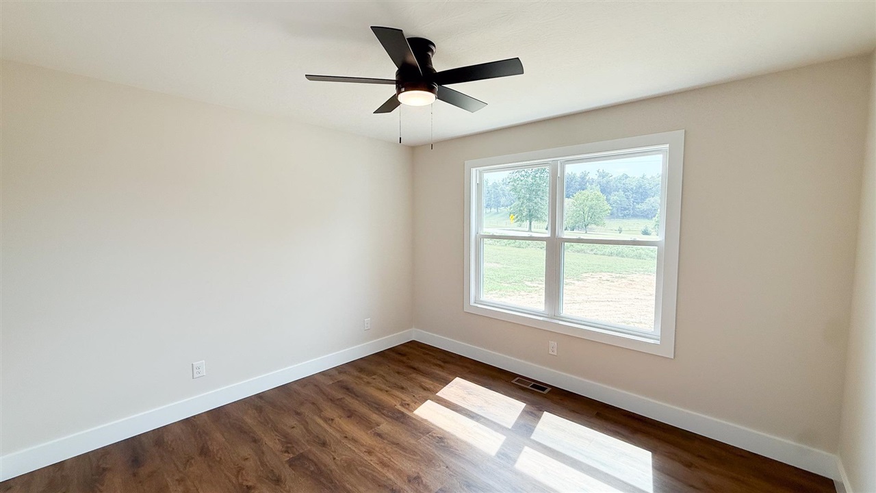 2758 Finney Road Property Photo 18