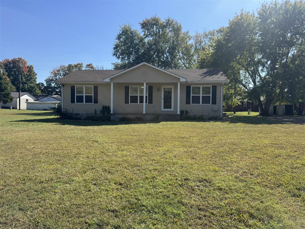 133 Stewart Drive Property Photo 1