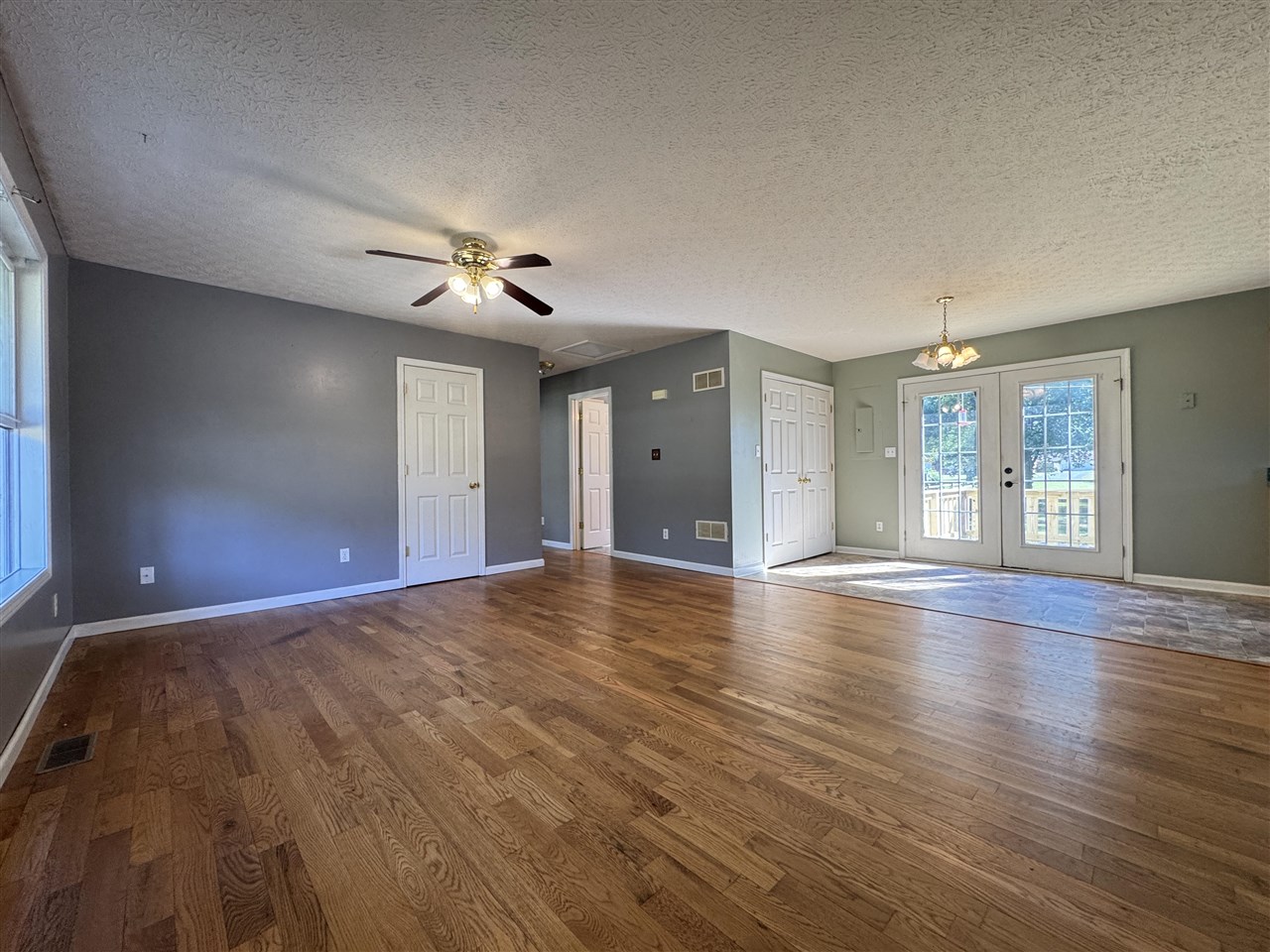 133 Stewart Drive Property Photo 7