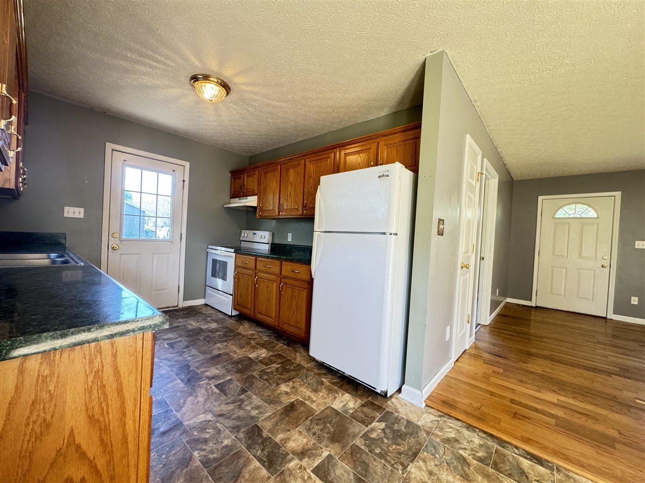 133 Stewart Drive Property Photo 12