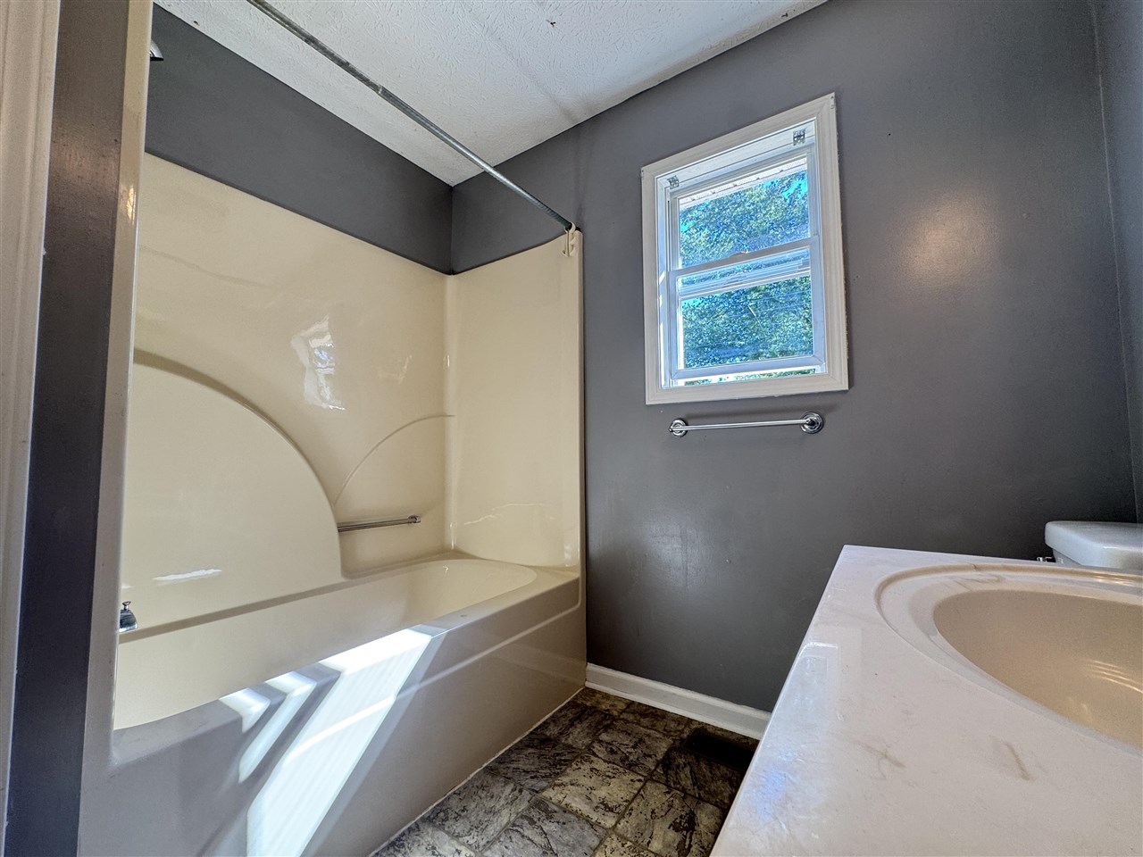 133 Stewart Drive Property Photo 27