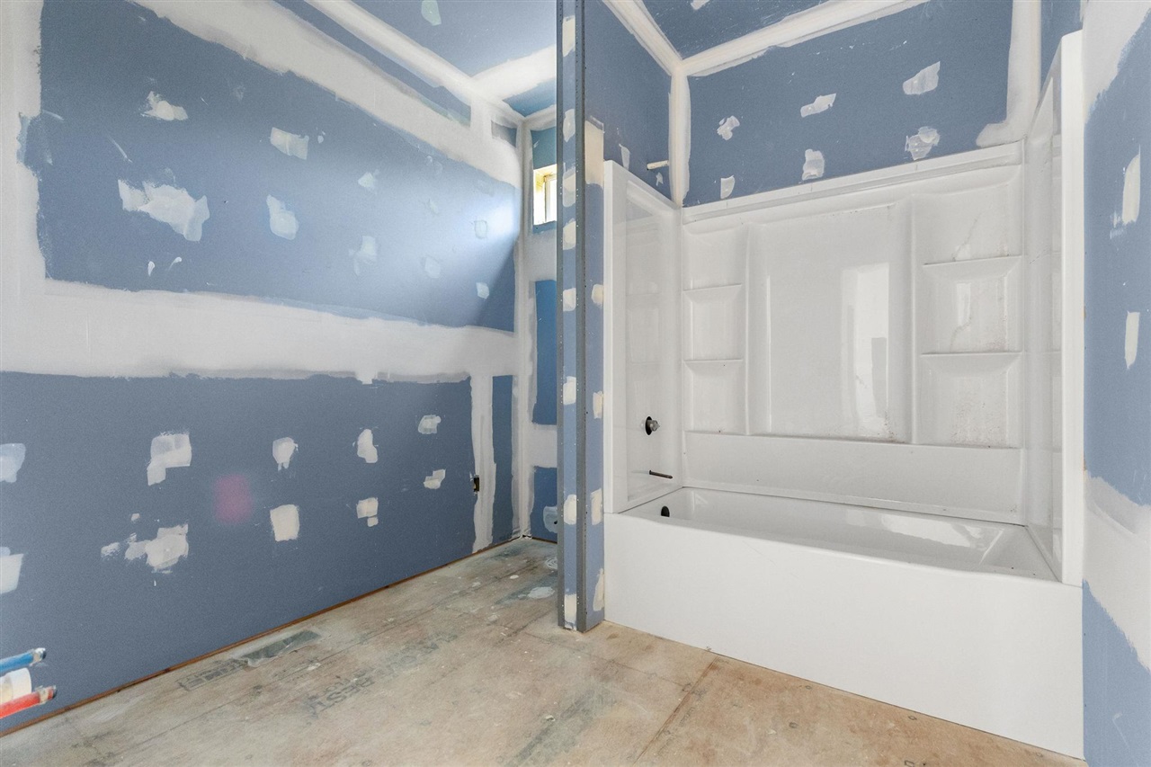 981 Chism Road Property Photo 15