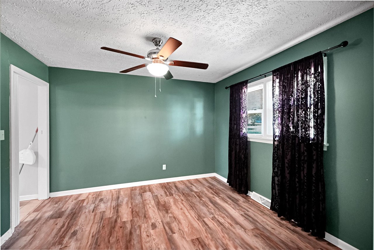 179 Cambridge Circle Property Photo 18