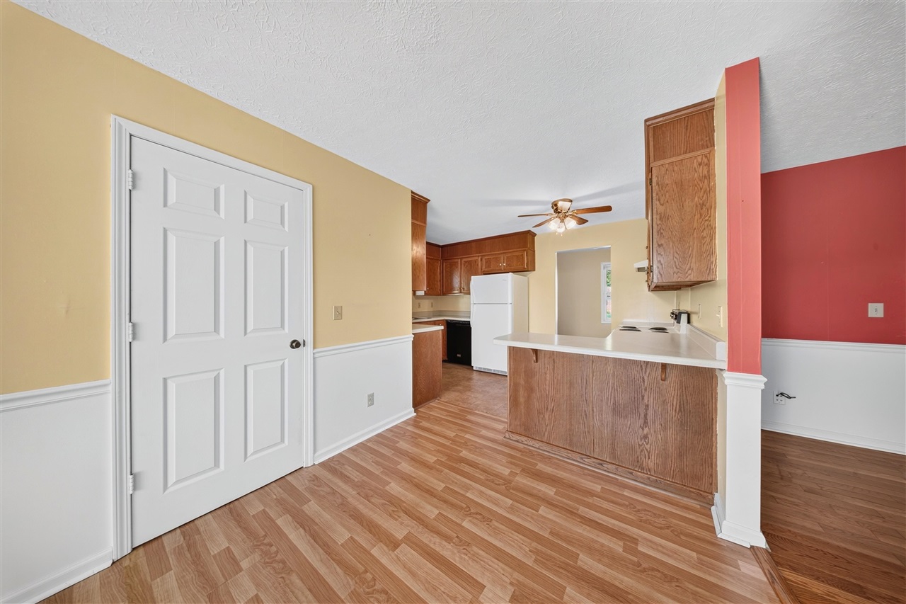 107 Circle Drive Property Photo 10
