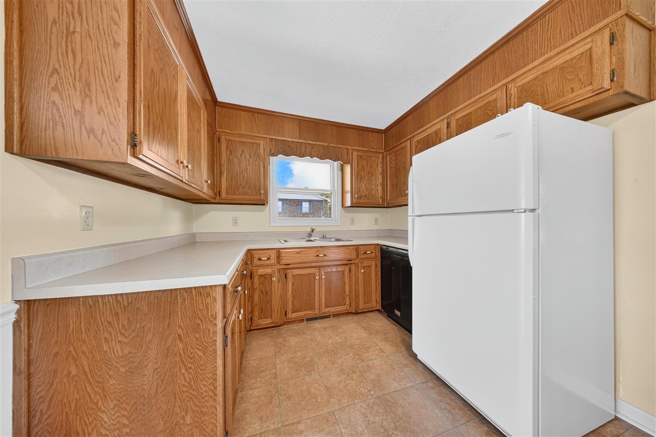 107 Circle Drive Property Photo 14