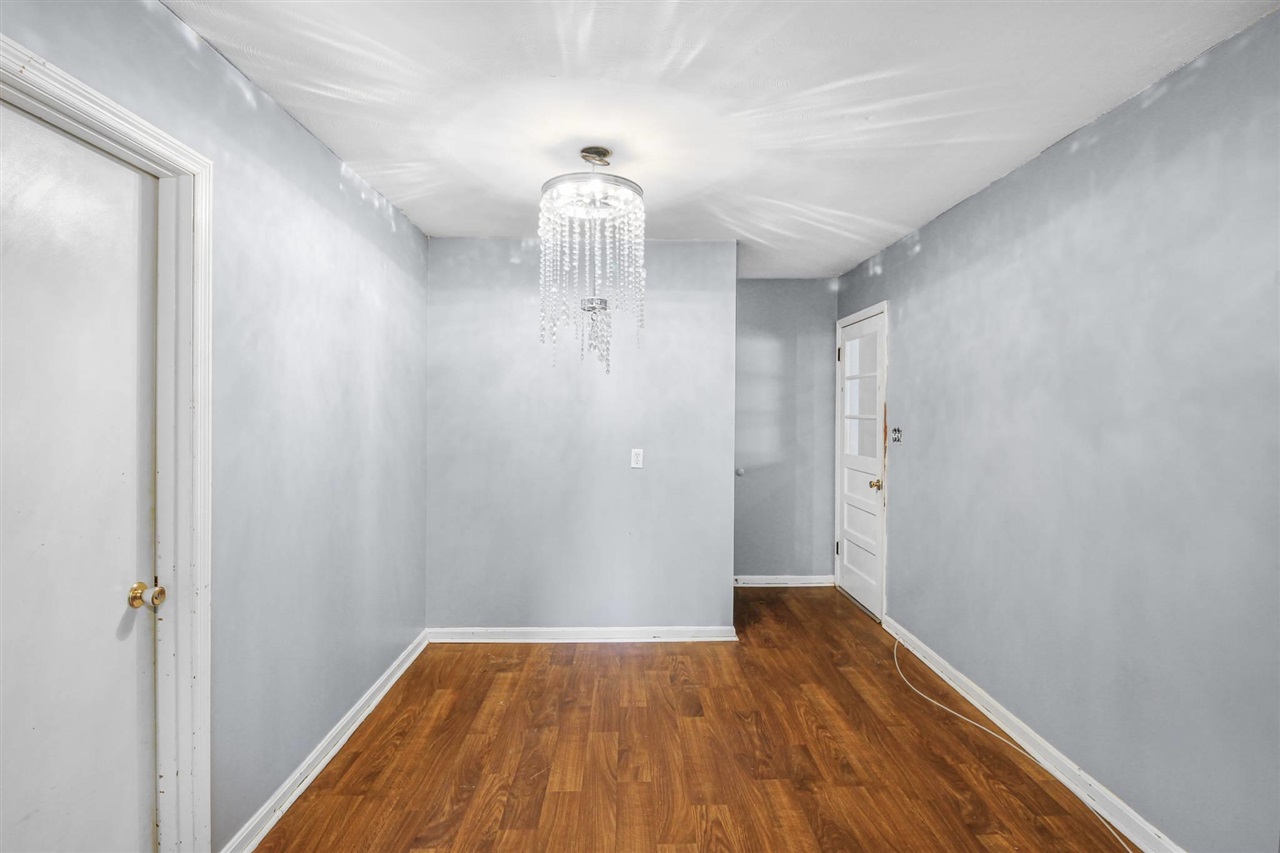 112 Green Street Property Photo 13