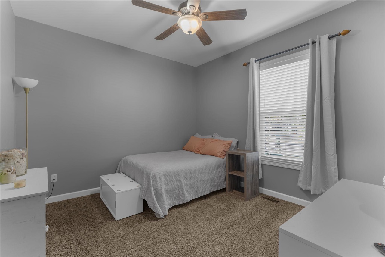 1383 Muirfield Lane Property Photo 19