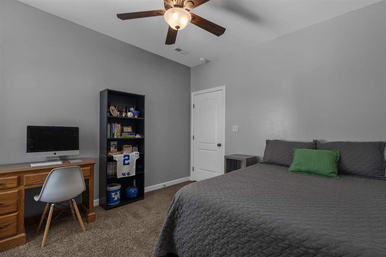 1383 Muirfield Lane Property Photo 20