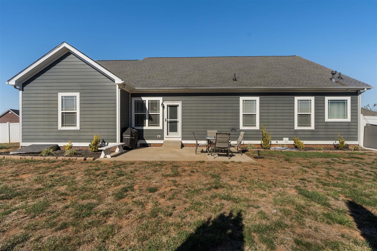 1383 Muirfield Lane Property Photo 24