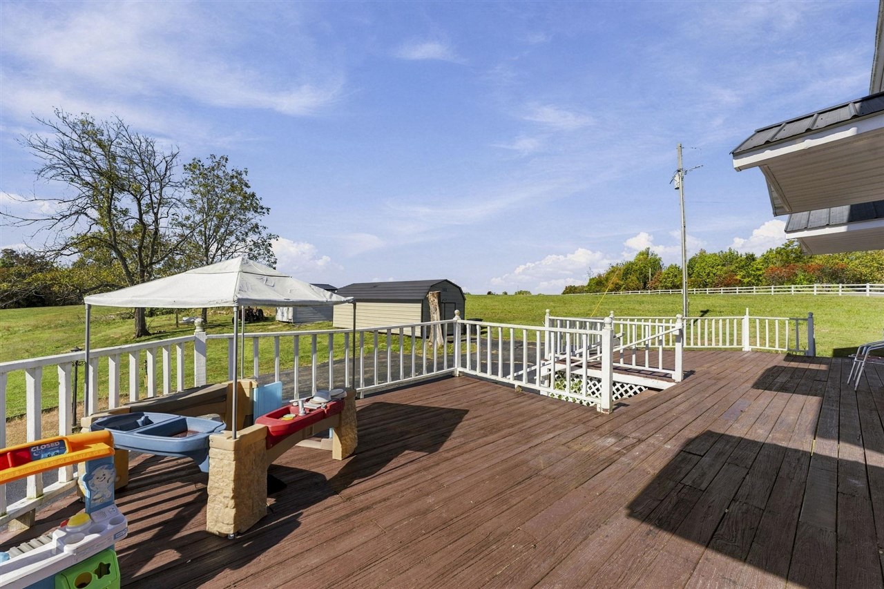 1303 Highway 1545 Property Photo 29