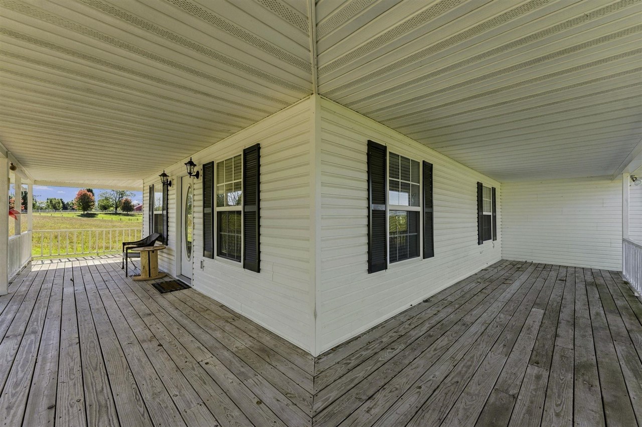 1303 Highway 1545 Property Photo 30