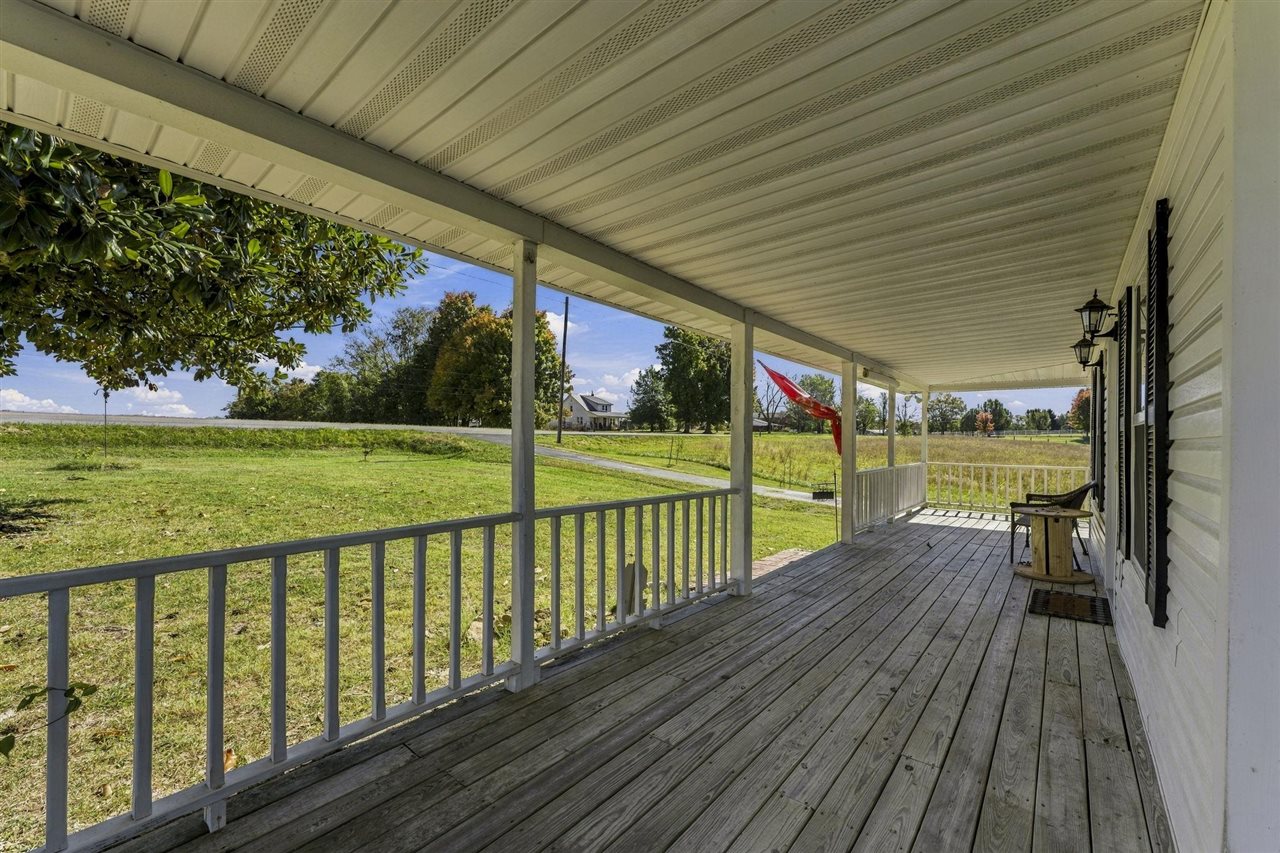 1303 Highway 1545 Property Photo 31