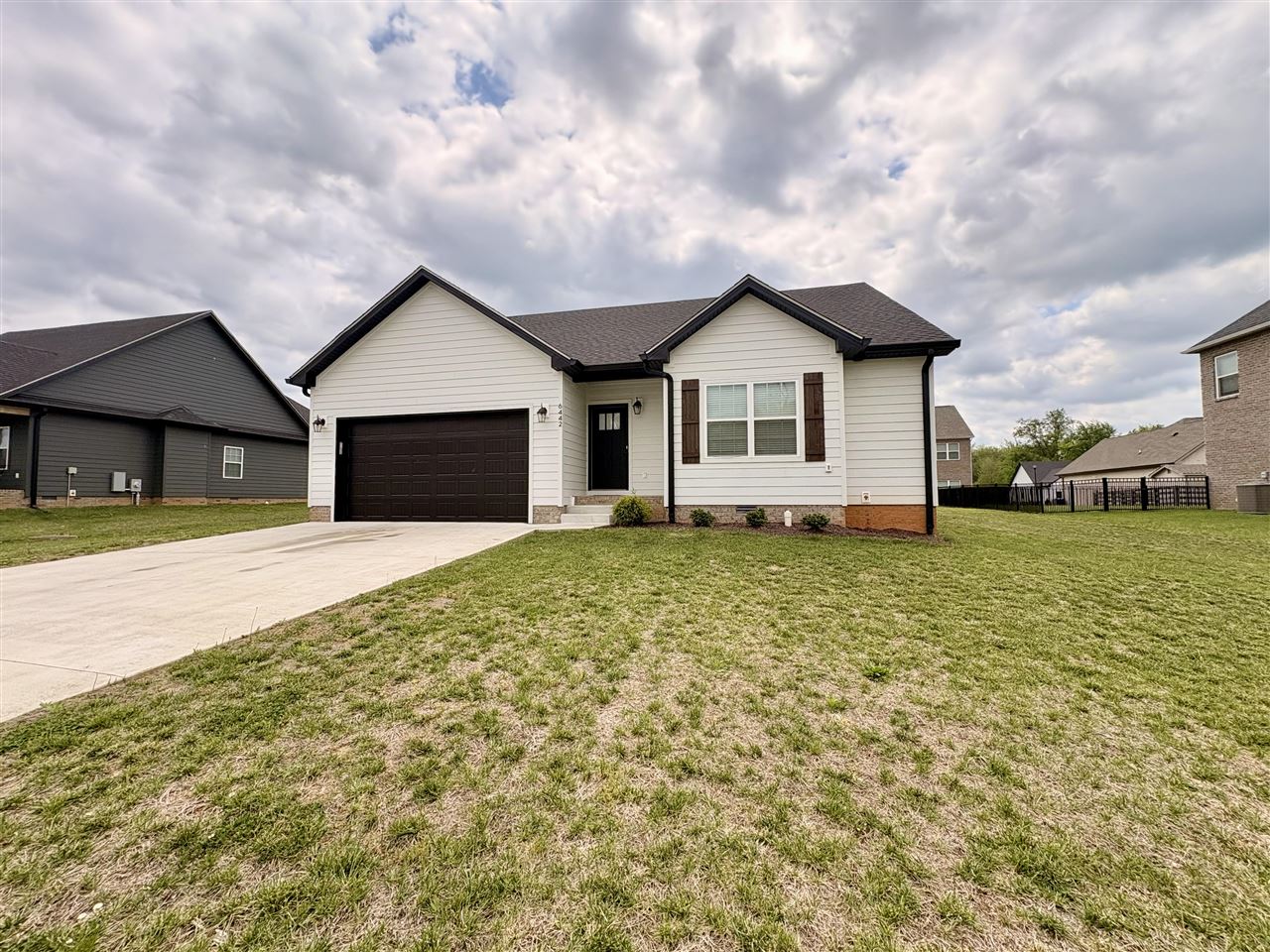6442 E Haven Way Property Photo 6