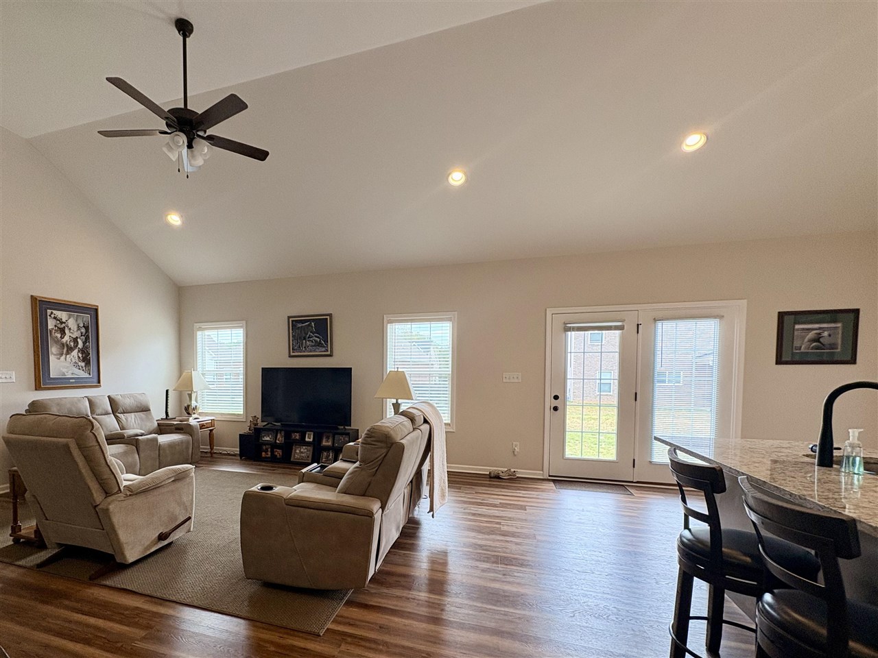 6442 E Haven Way Property Photo 16