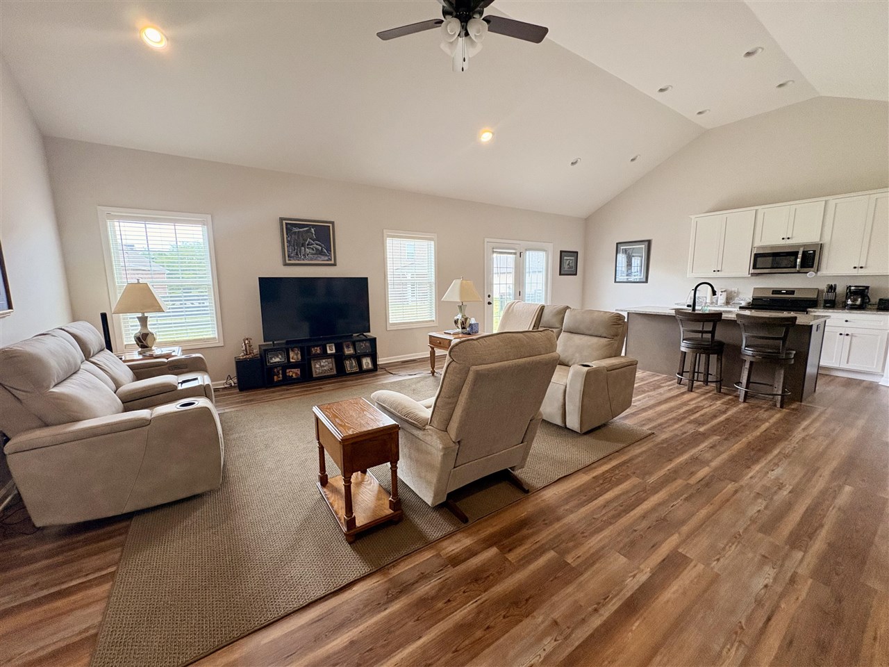 6442 E Haven Way Property Photo 17