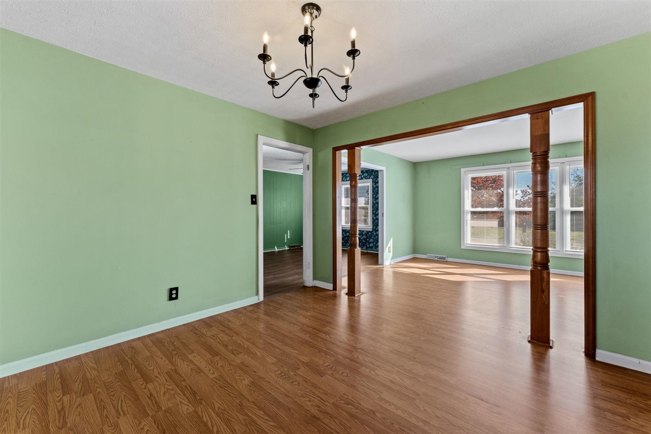 517 Robey Street Property Photo 3