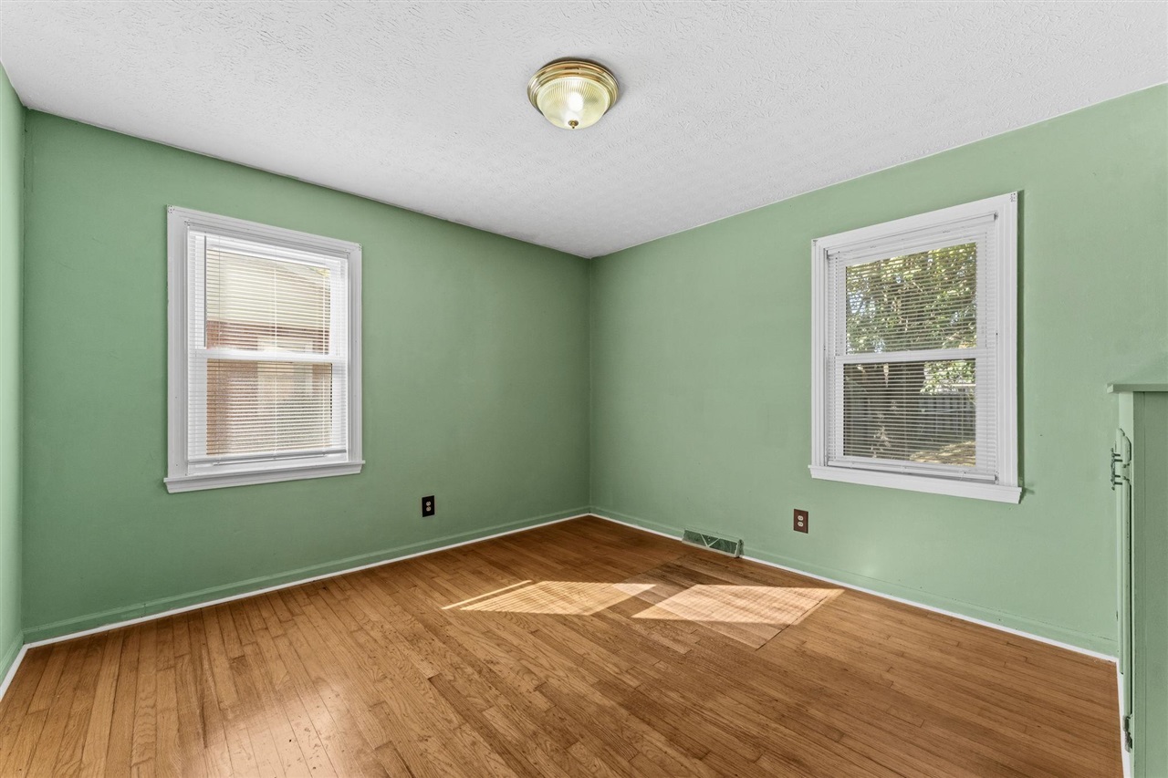 517 Robey Street Property Photo 20