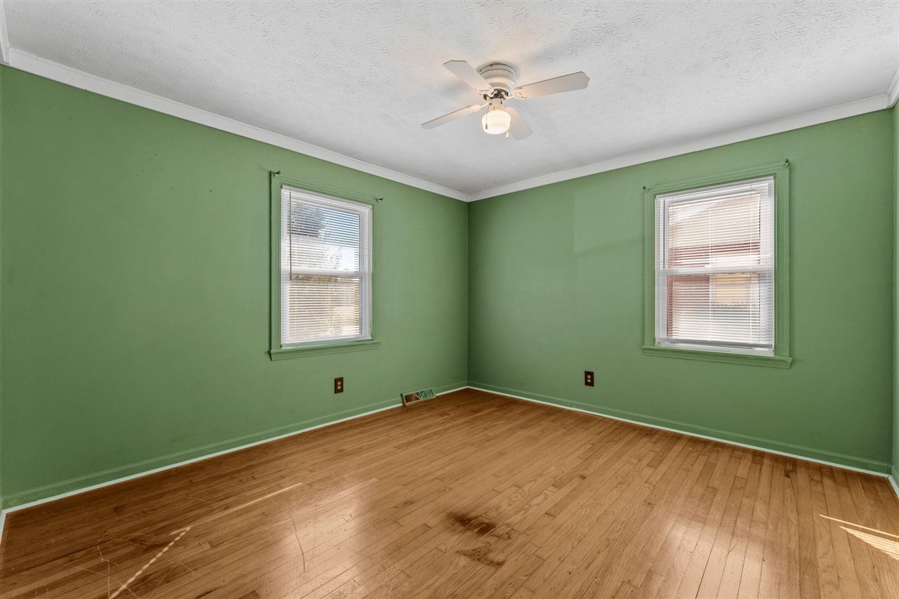 517 Robey Street Property Photo 22
