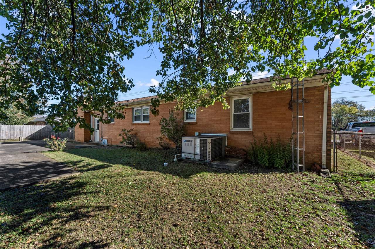 517 Robey Street Property Photo 35