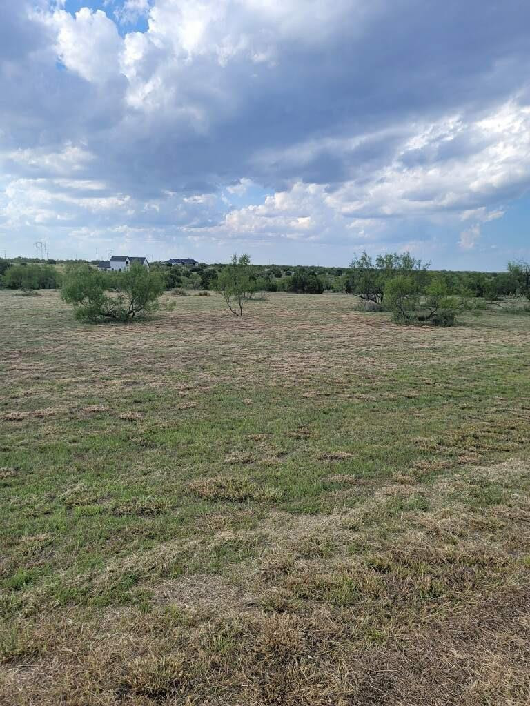 314 Prairie Point Property Photo 6