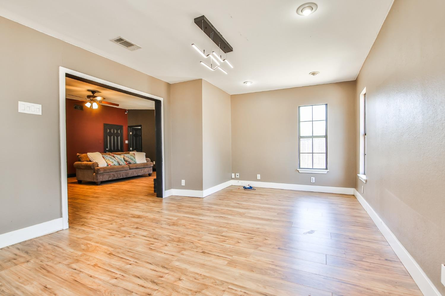 1606 70th Place Property Photo 16
