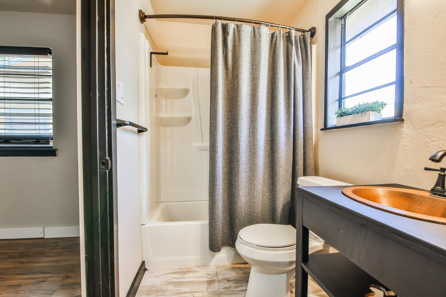 1606 70th Place Property Photo 32