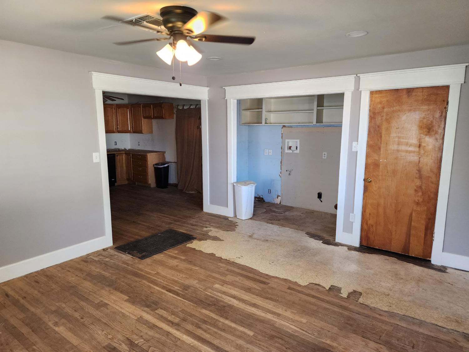 230 S 11th Street Property Photo 4