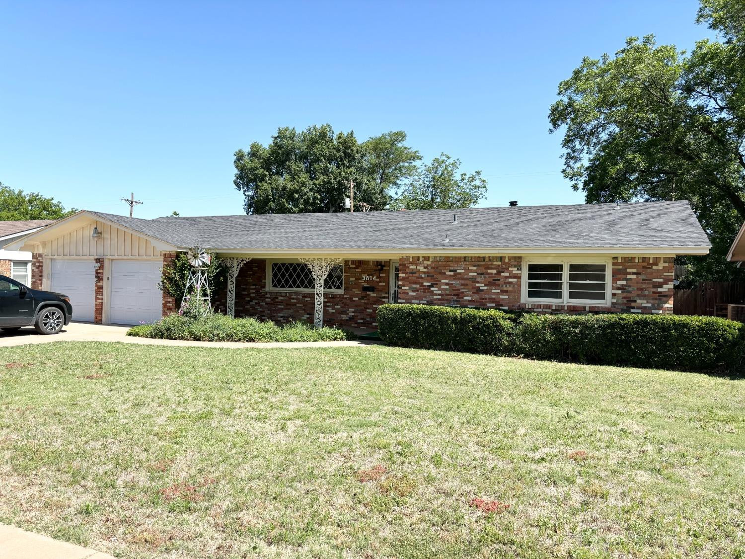 3814 43rd Street Property Photo 1