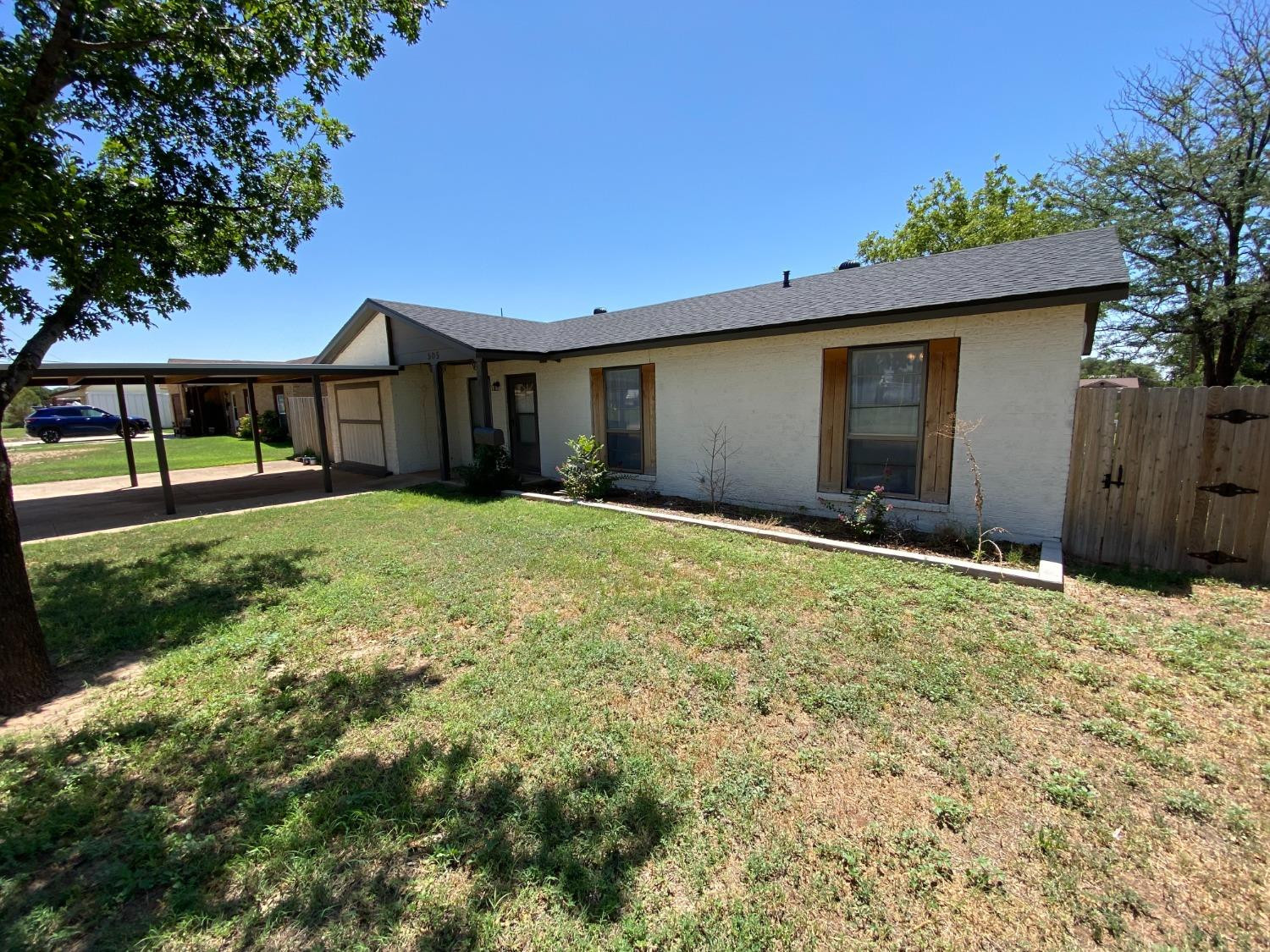 505 Ave J Property Photo 1