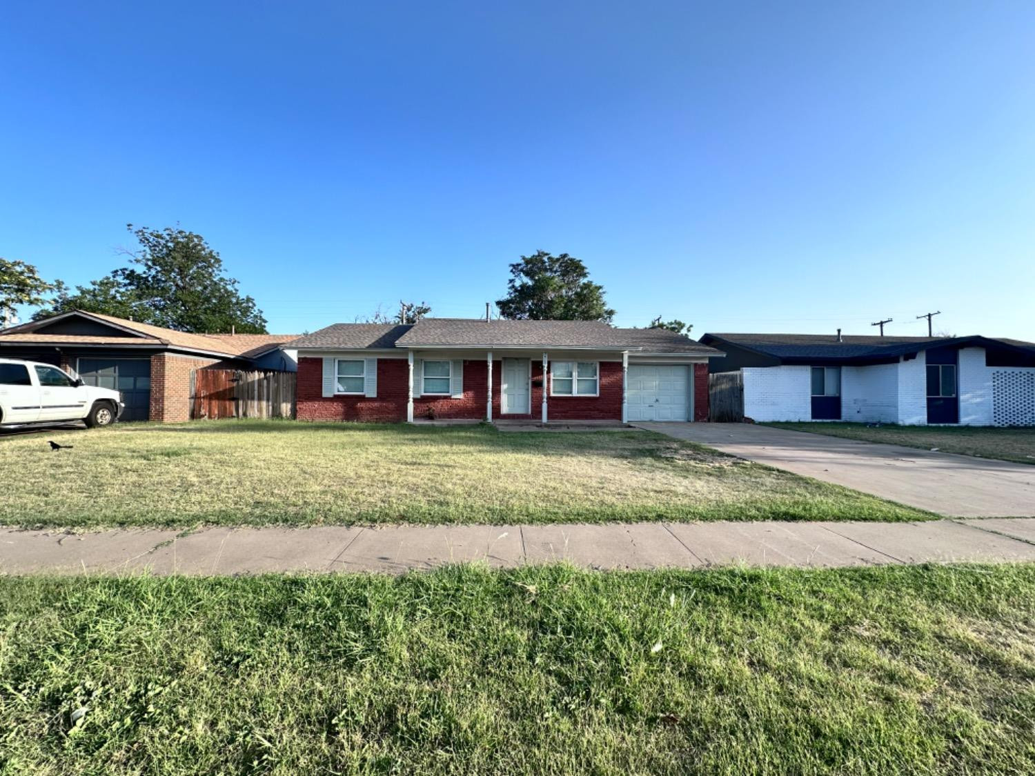 5417 45th Street Property Photo 2