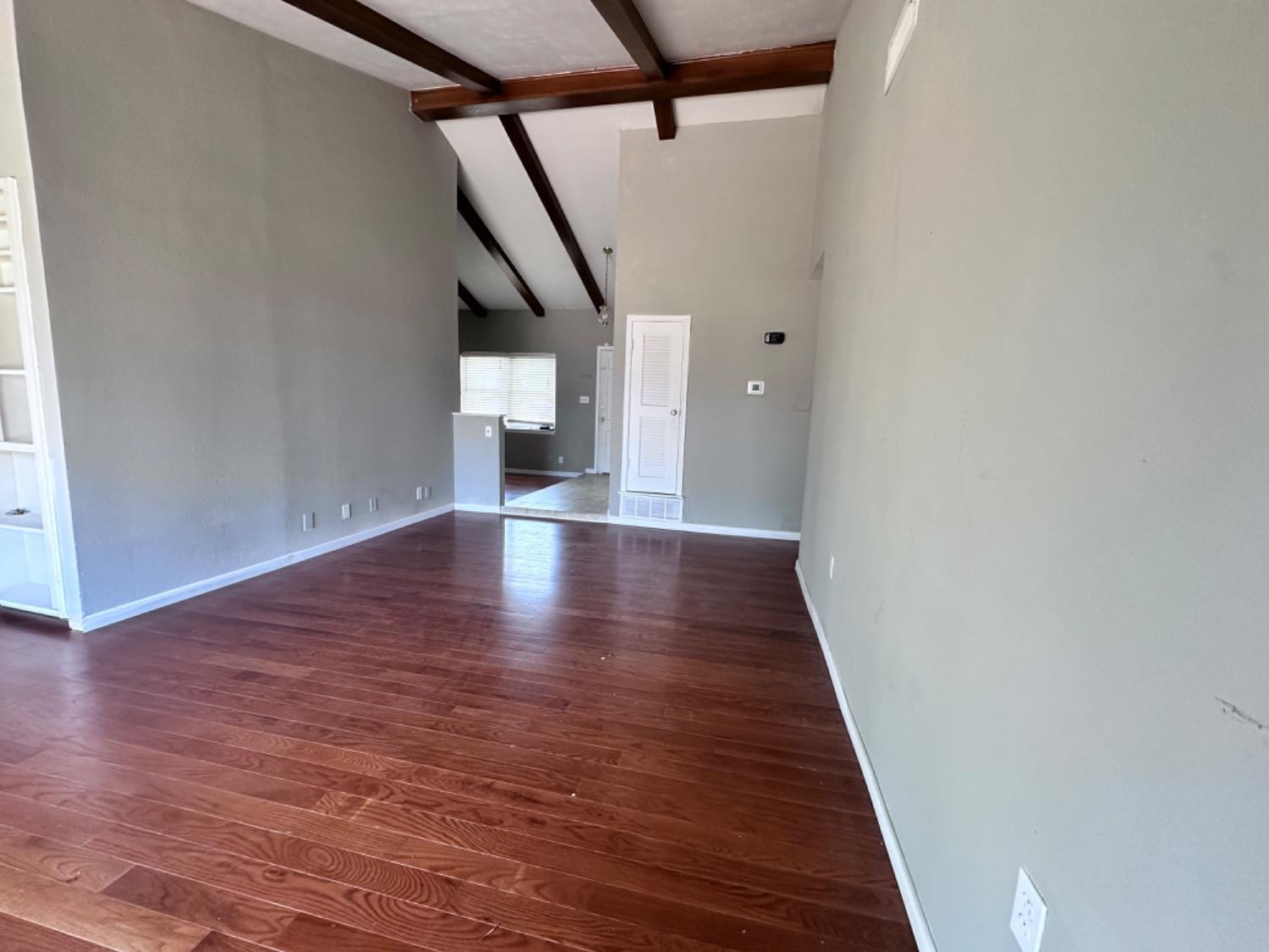 5417 45th Street Property Photo 4