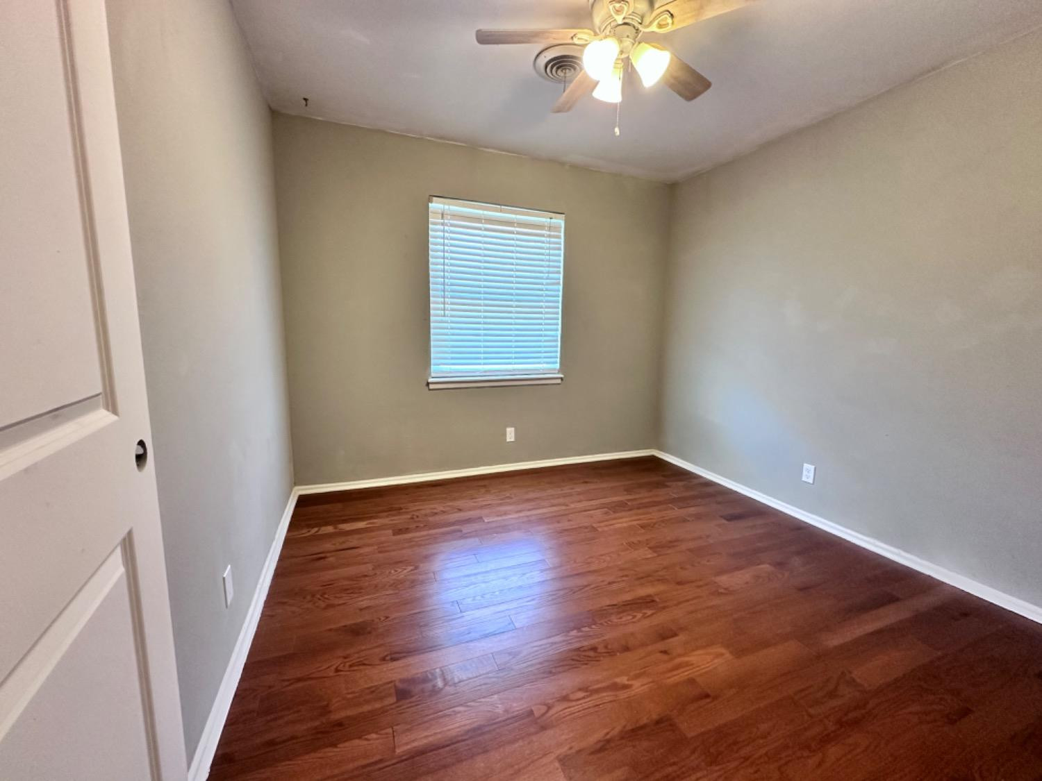 5417 45th Street Property Photo 19