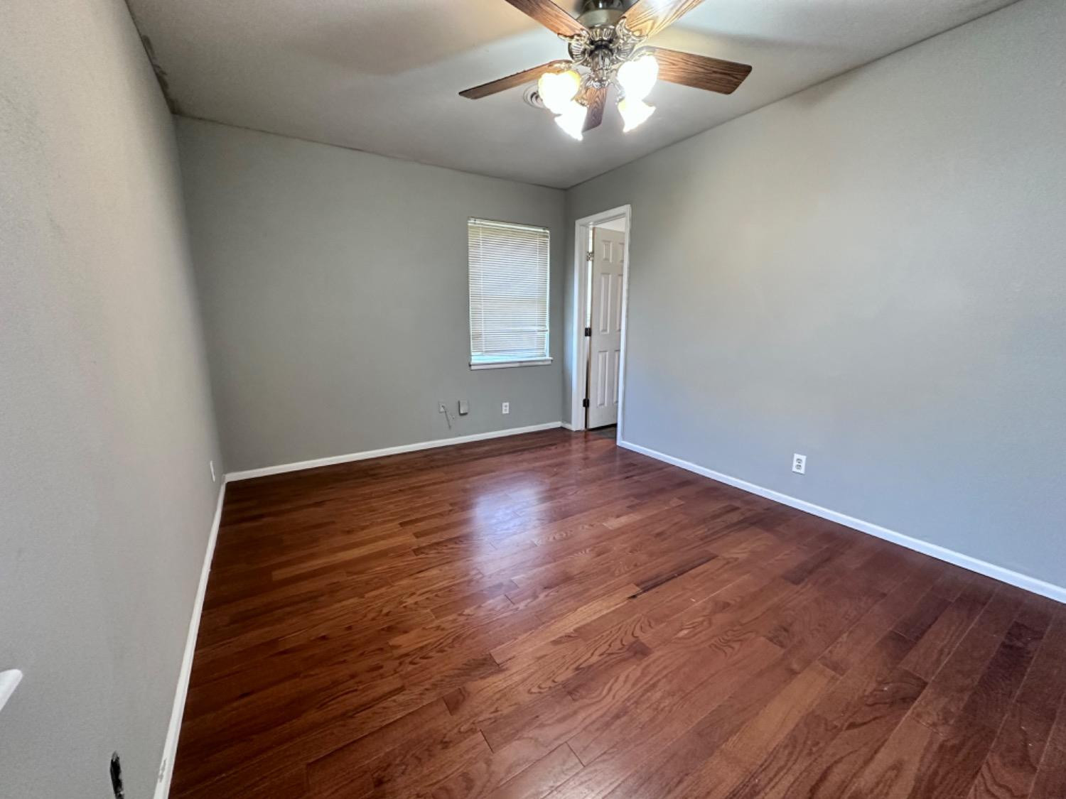 5417 45th Street Property Photo 25