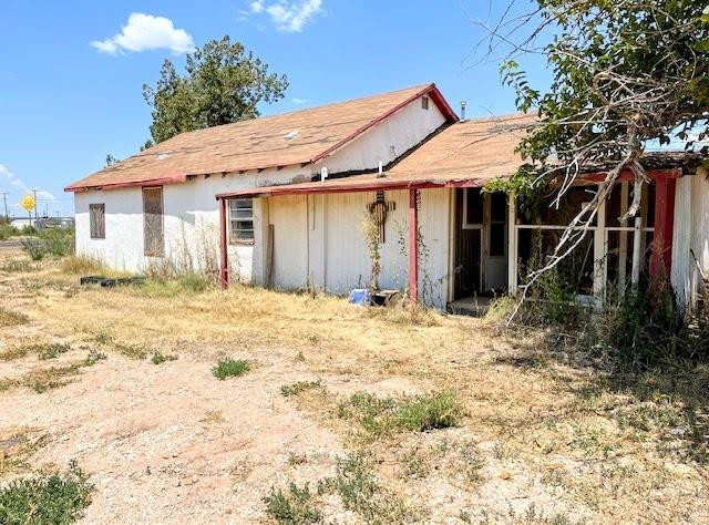 610 N Ralls Road Property Photo 2