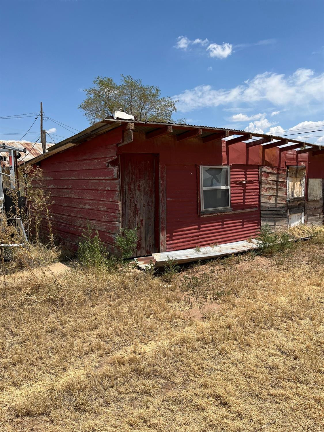 610 N Ralls Road Property Photo 8