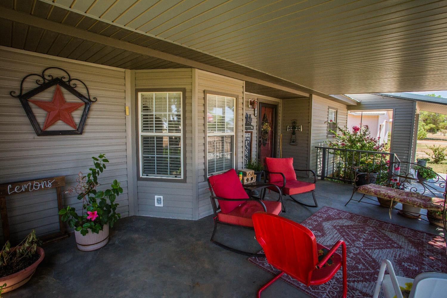 1208 15th Street Property Photo 4