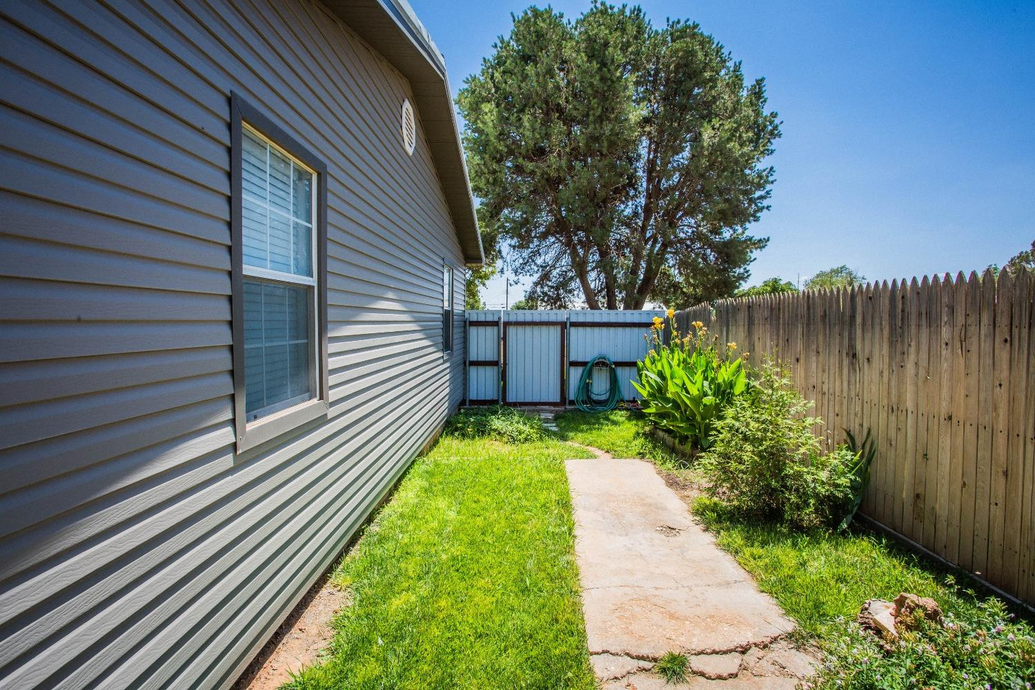 1208 15th Street Property Photo 10