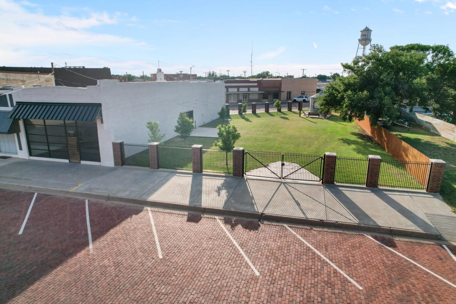 106 Texas Avenue Property Photo 1