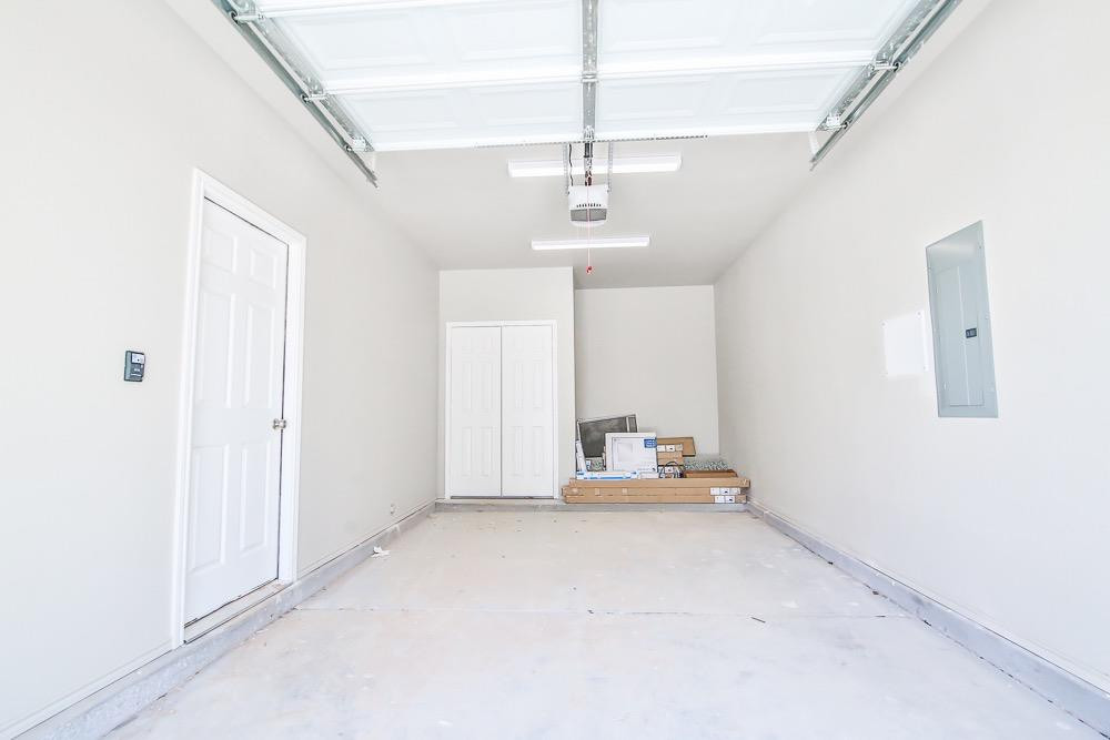 3107 74th Street Property Photo 4