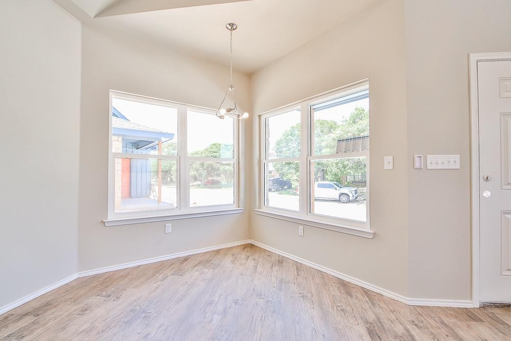 3107 74th Street Property Photo 9