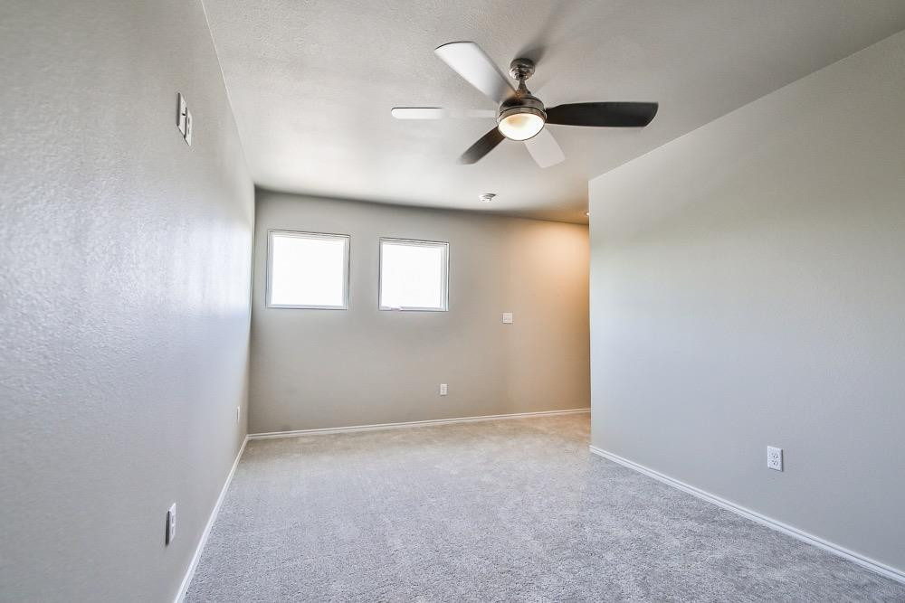 3107 74th Street Property Photo 17